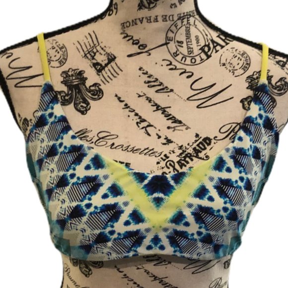 🎁d Carter Designer Strappy Bikini Top w/ tassels - Picture 7 of 11